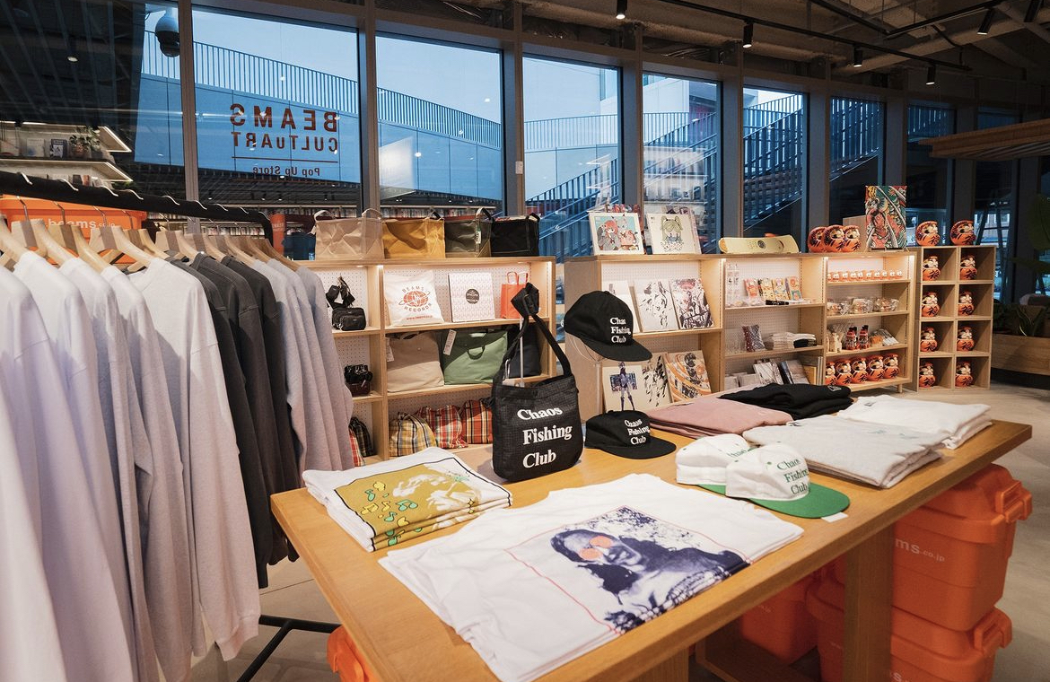 「BEAMS CULTUART Pop Up Store TSUTAYA BOOKSTORE 桃園藝文店」の店内
