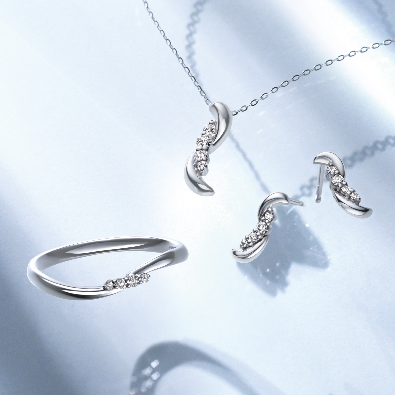 ■カンタービレ ネックレス・リング・ピアス 各33,000円