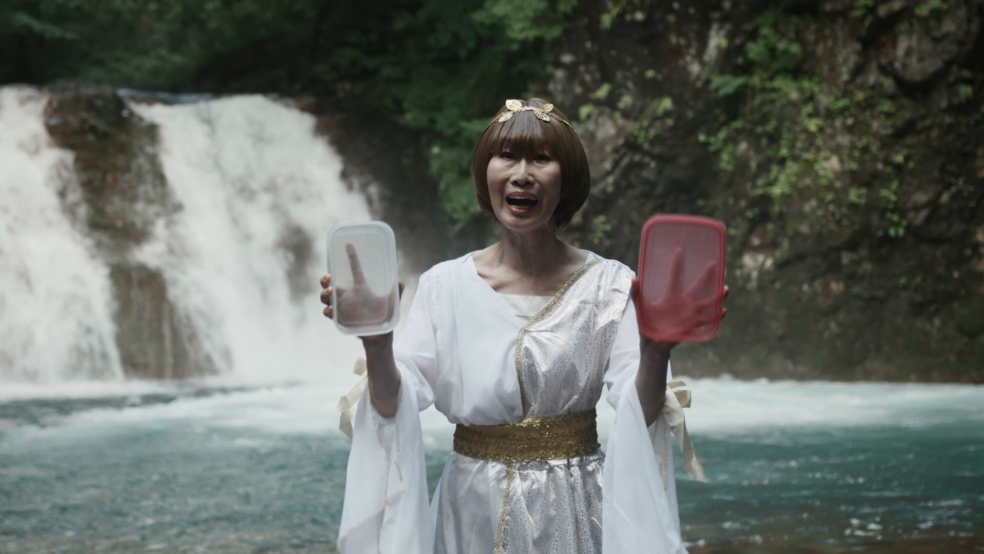 宍戸美和公さんら実力派が脇を固める