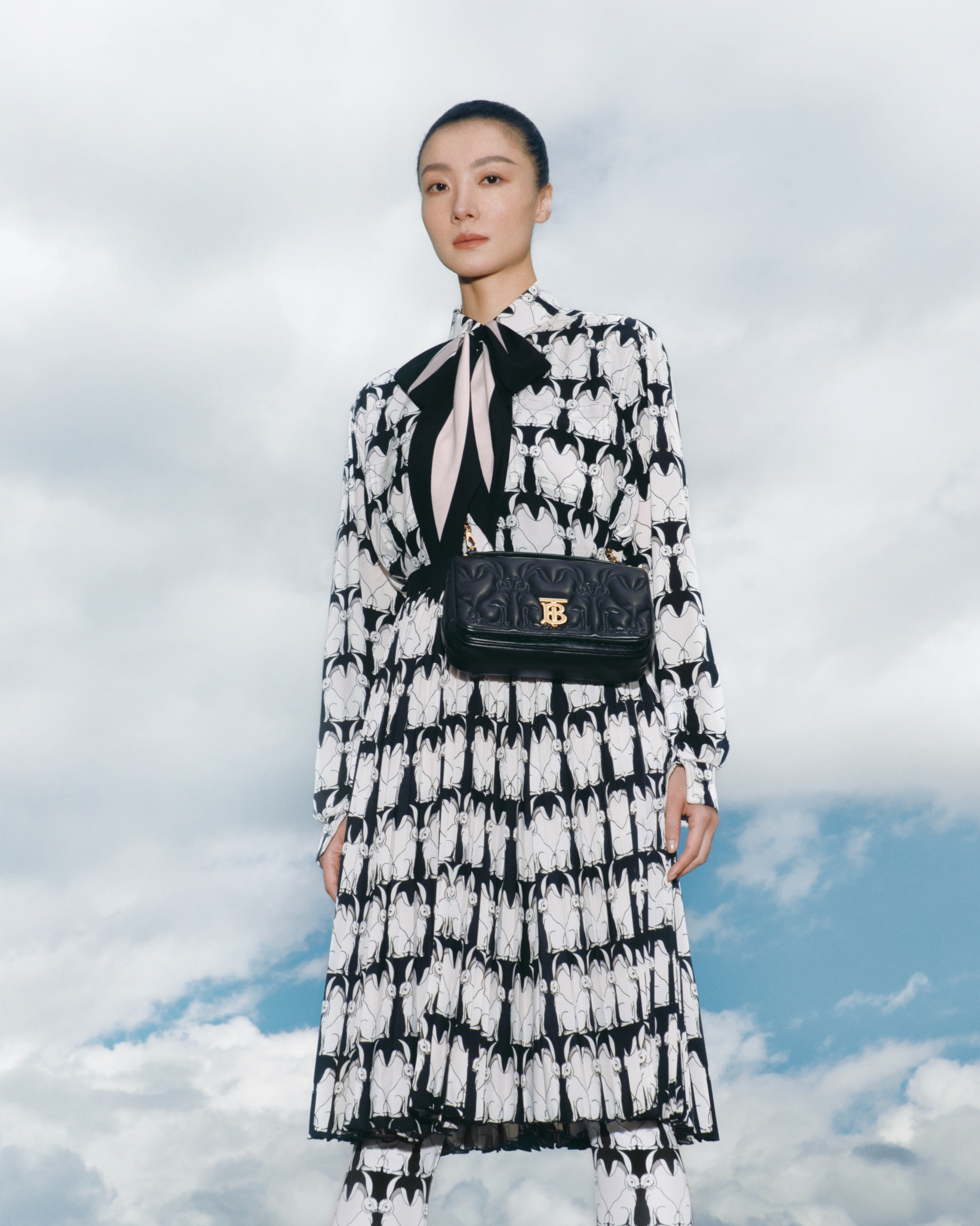 © Courtesy of Burberry／Sky