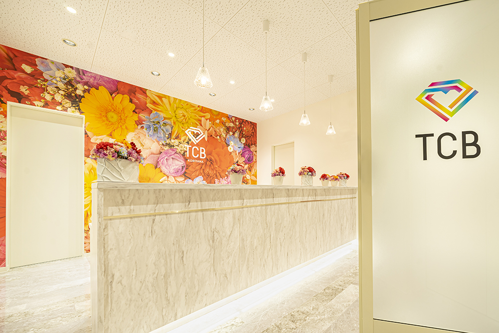 新郡山院 受付ロビー