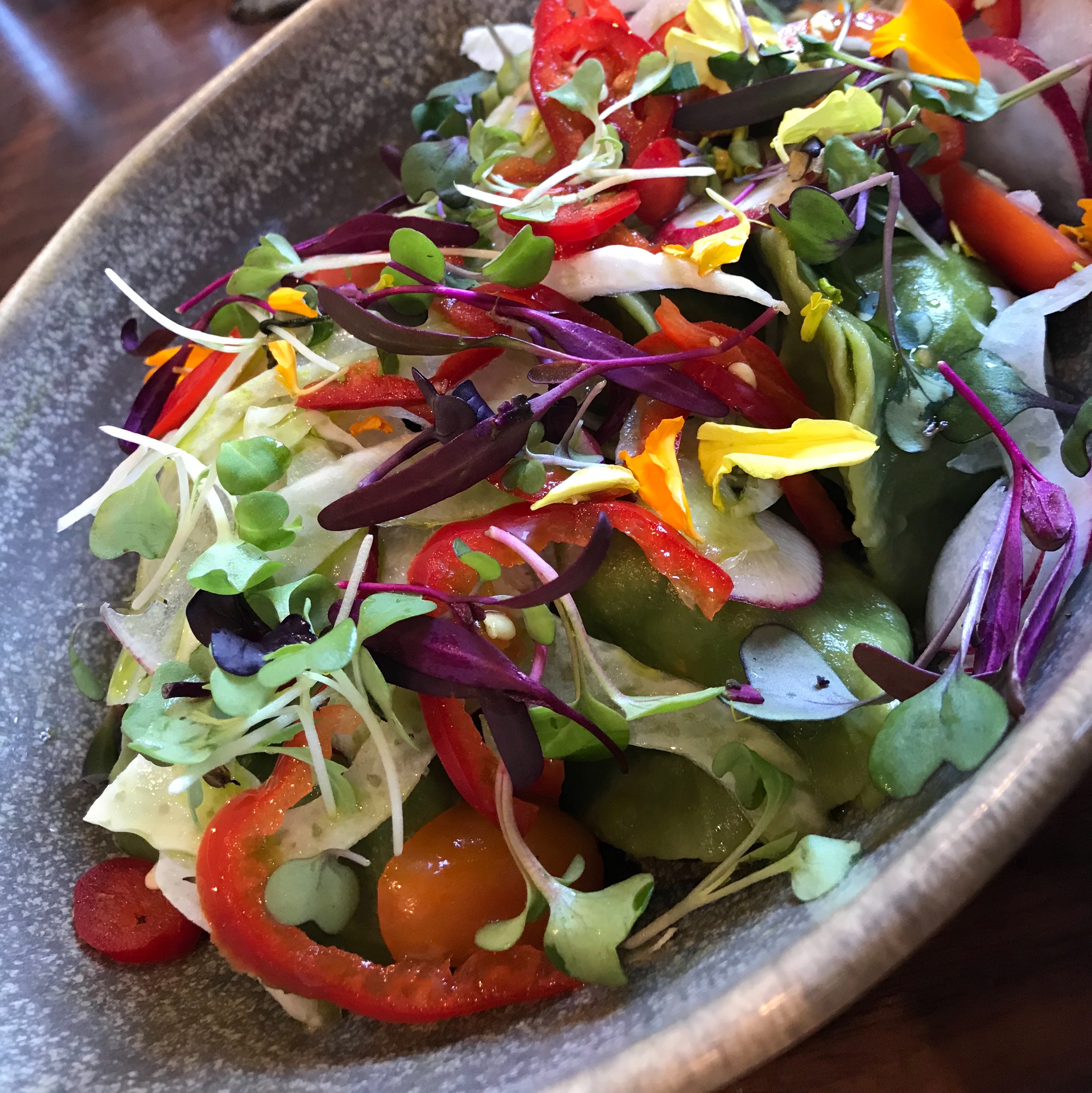 西安水餃子8個入り900円（972円税込）