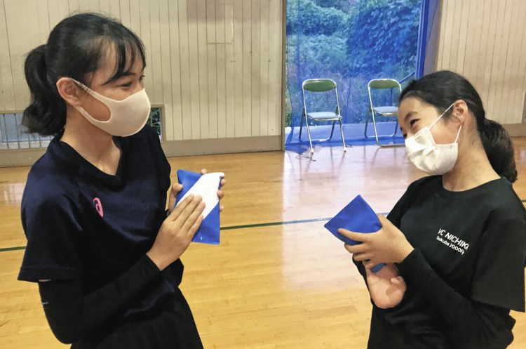 部活中の手のひら冷却