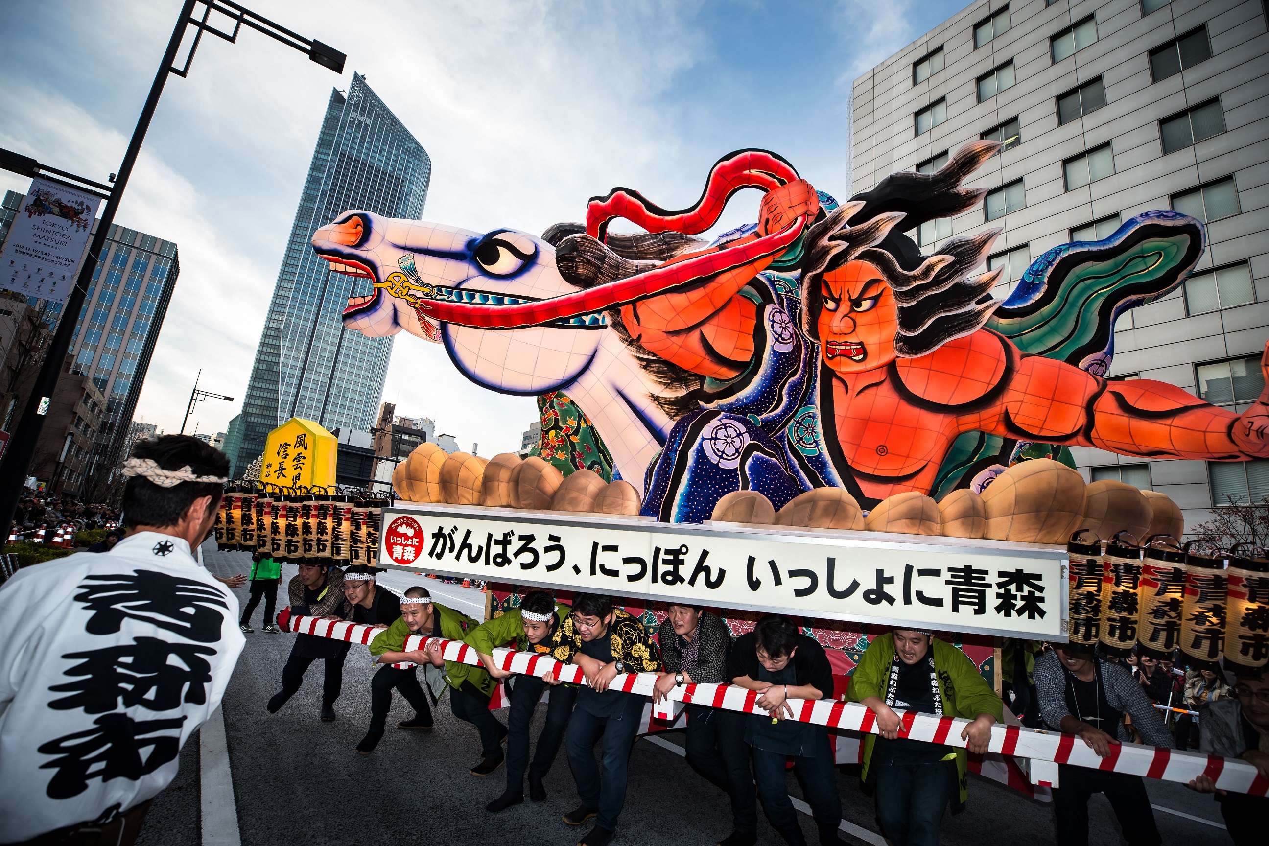 夏のおでかけ情報をランキング形式で紹介 花火穴場鑑賞スポッ ミニオンの最新情報やグッズ情報がいっぱい ミニオンズニュース