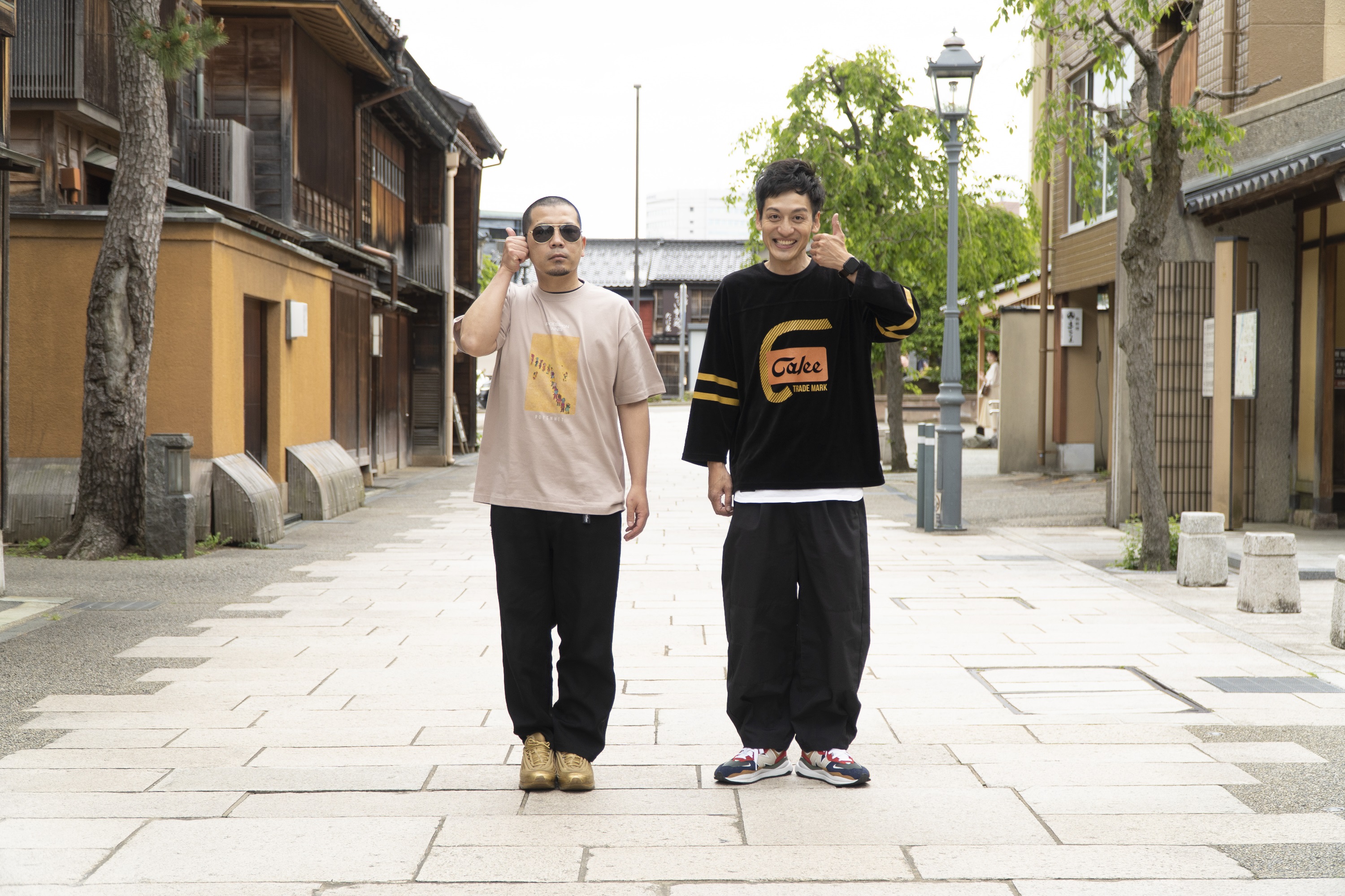 天竺鼠川原・とろサーモン村田２ショット