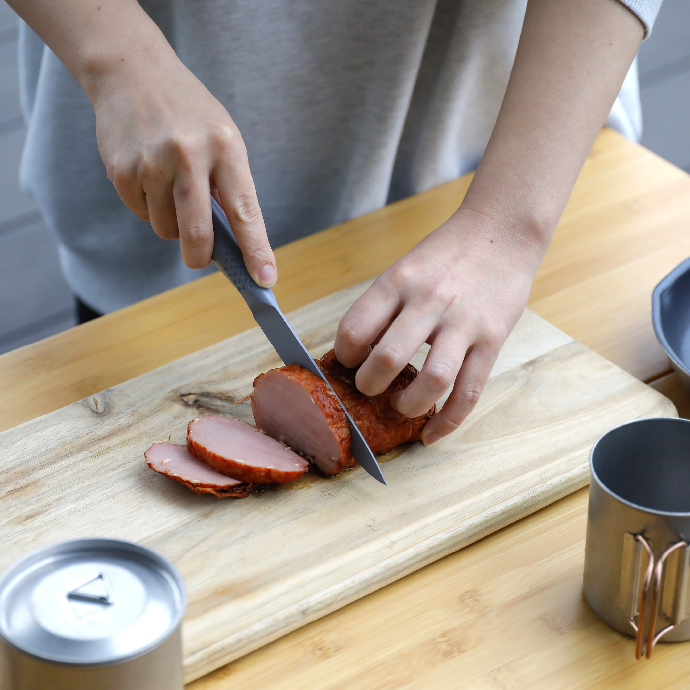 汚れがつきにくい三徳包丁・ペティナイフ