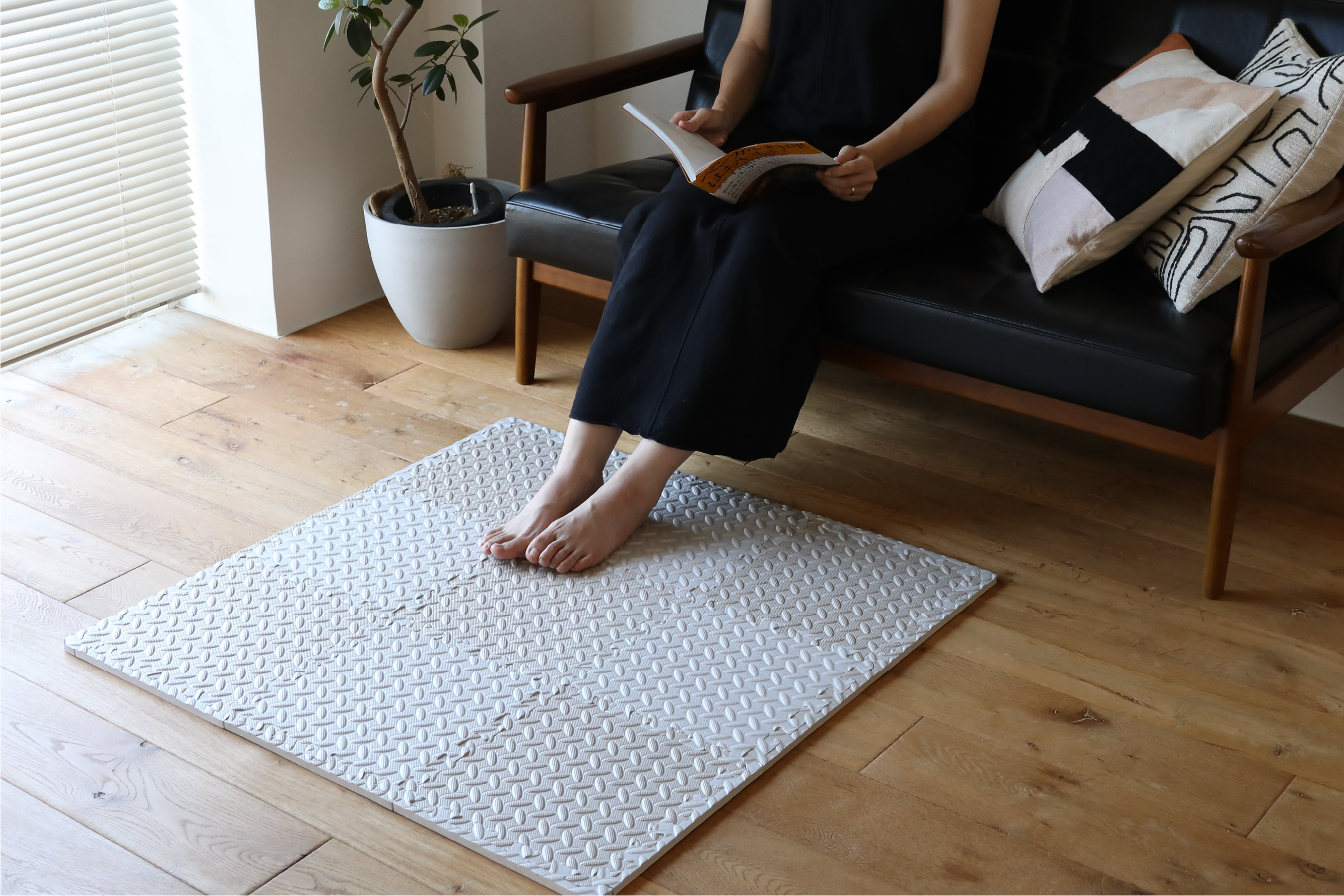 ズレにくい仕様のジョイントマット