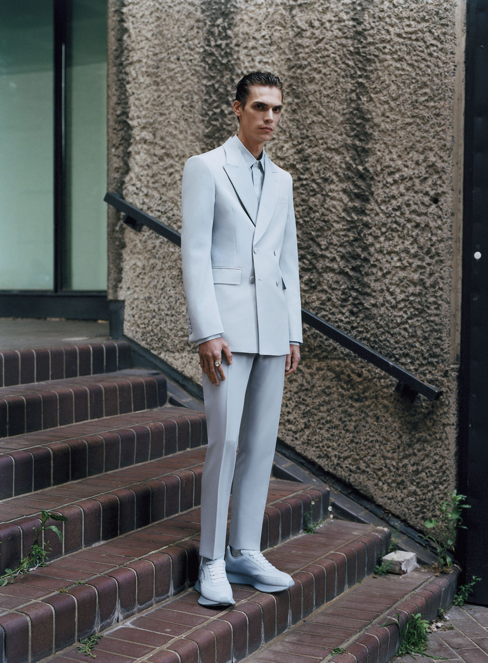 LOOK 29