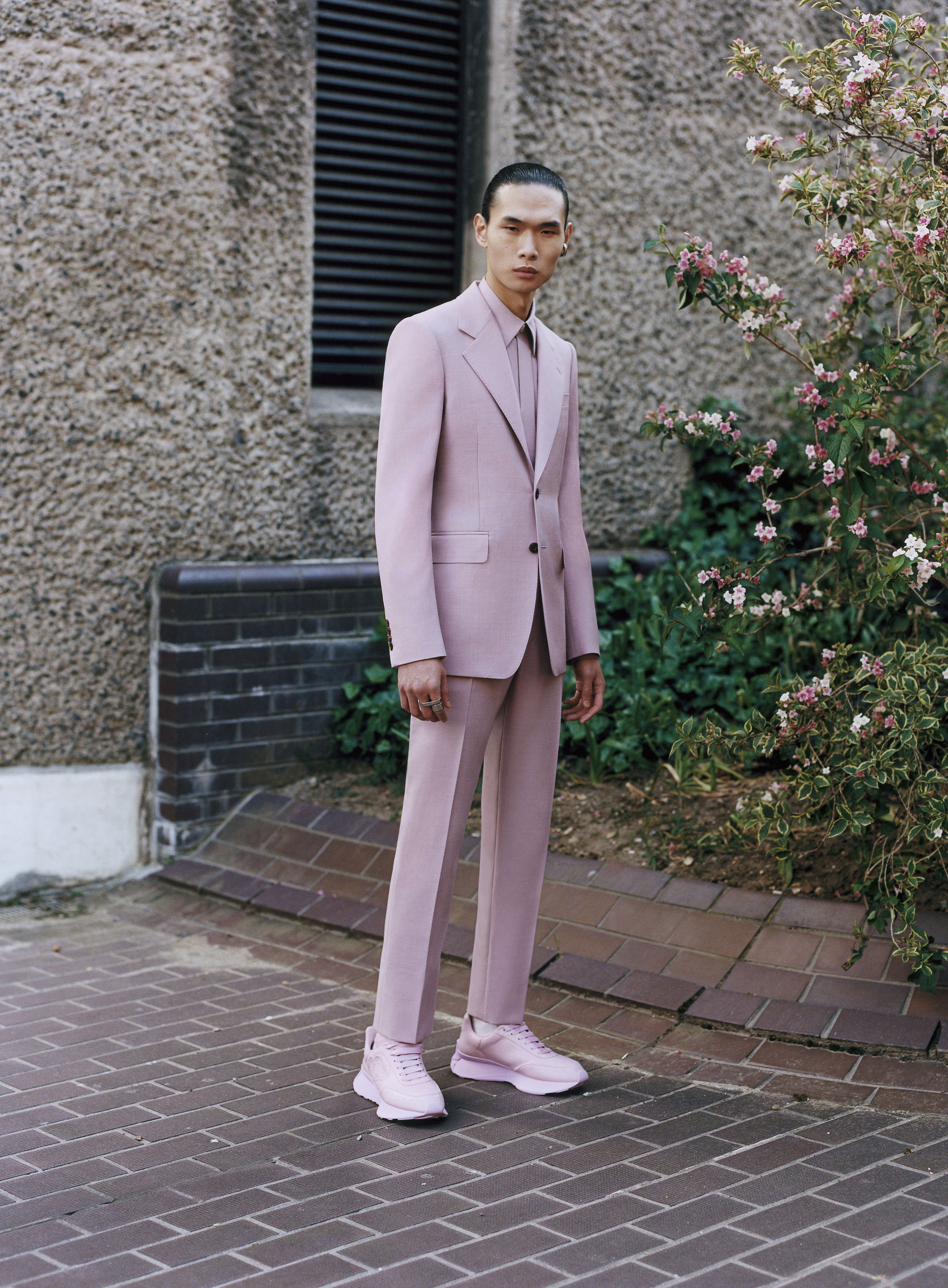 LOOK 9