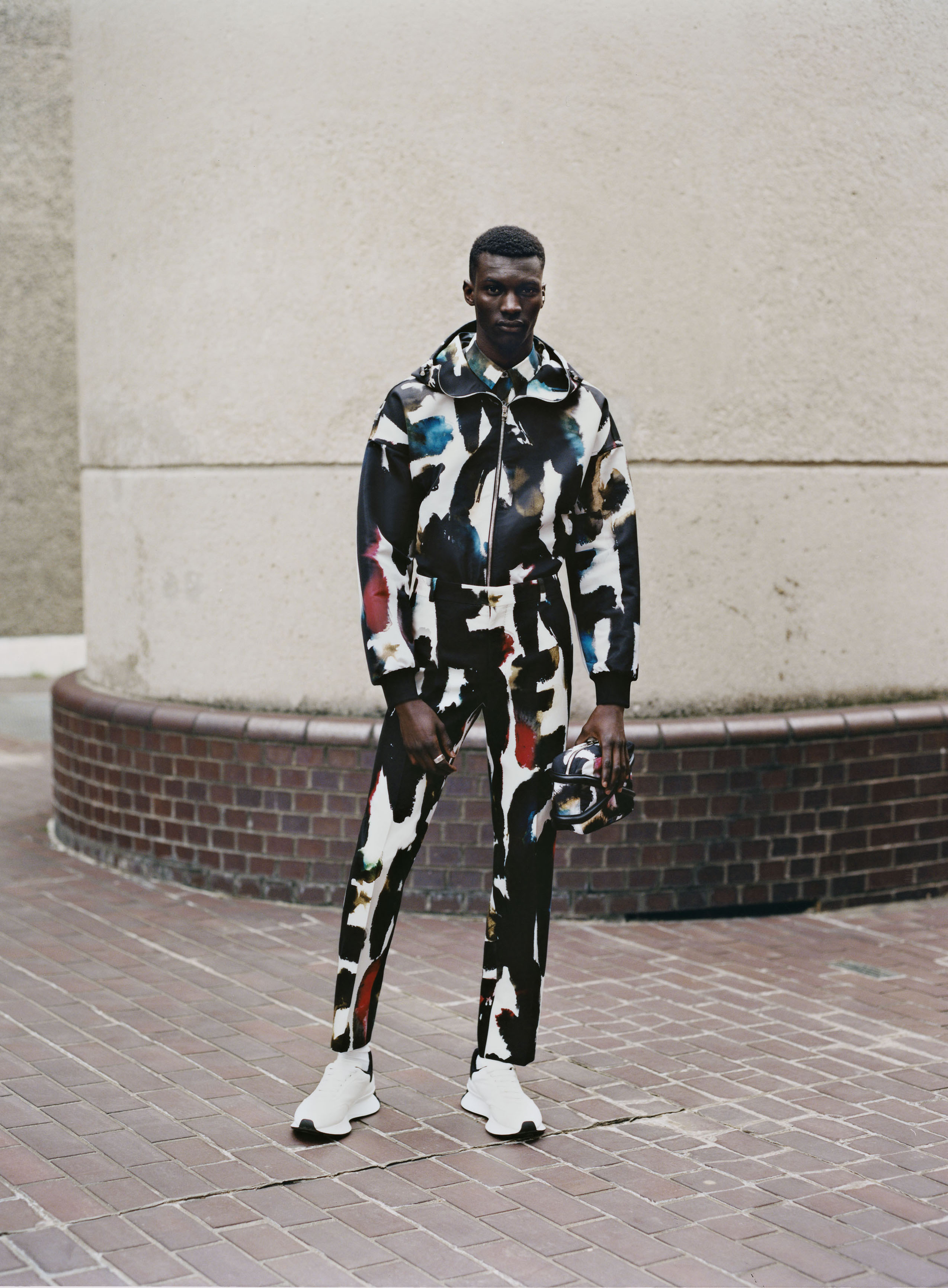 LOOK 25
