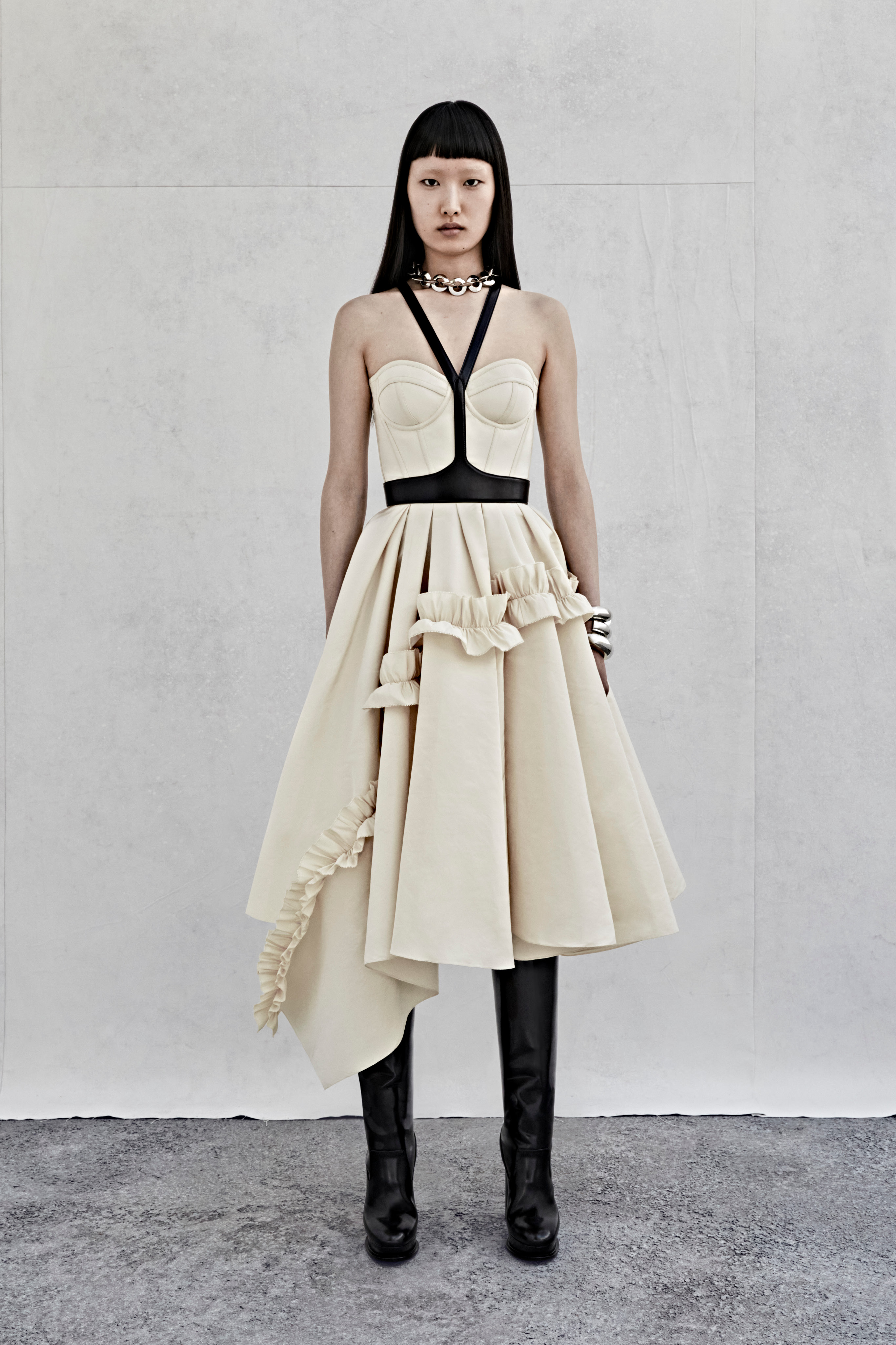 LOOK 18