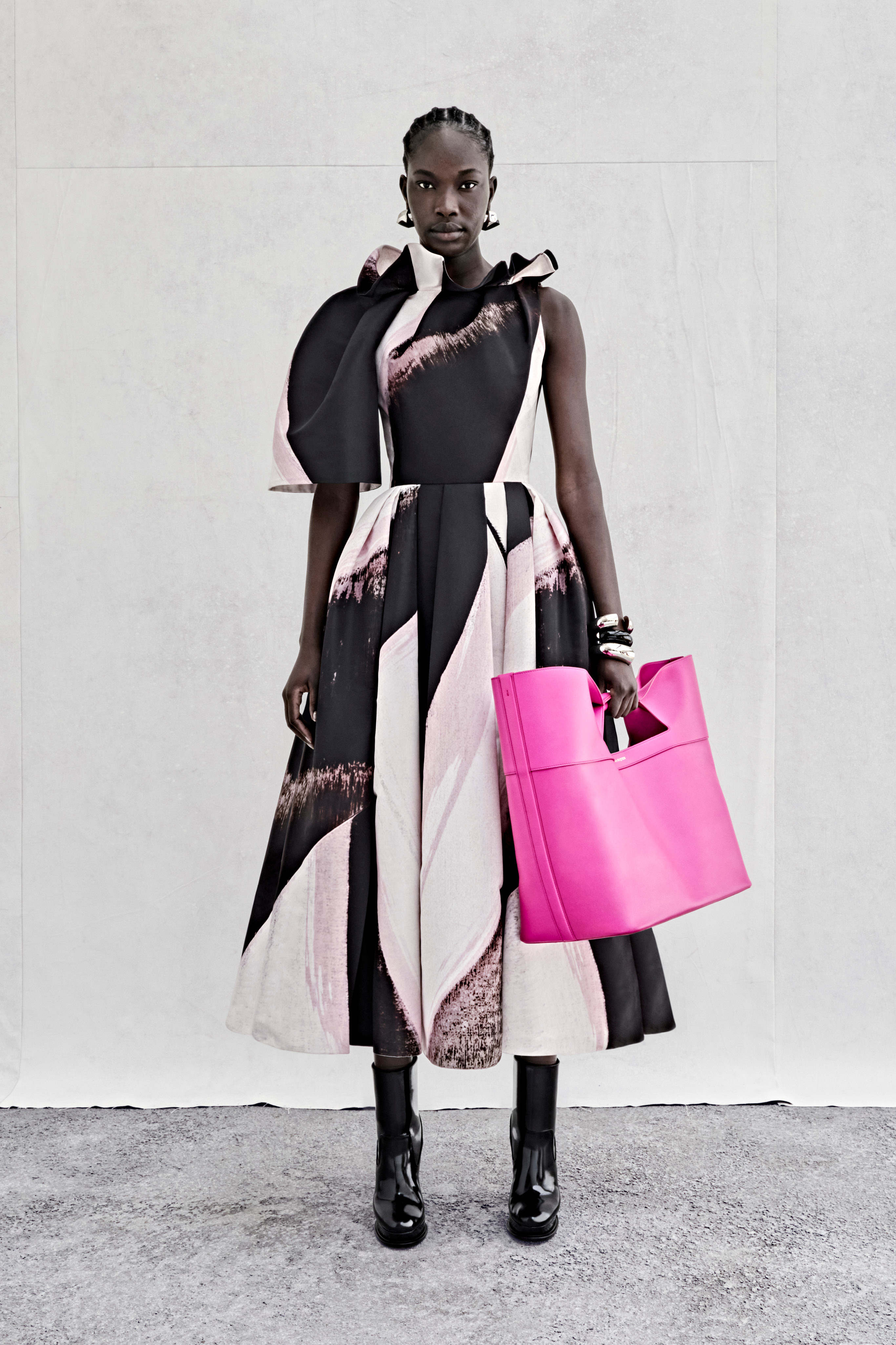 LOOK 5