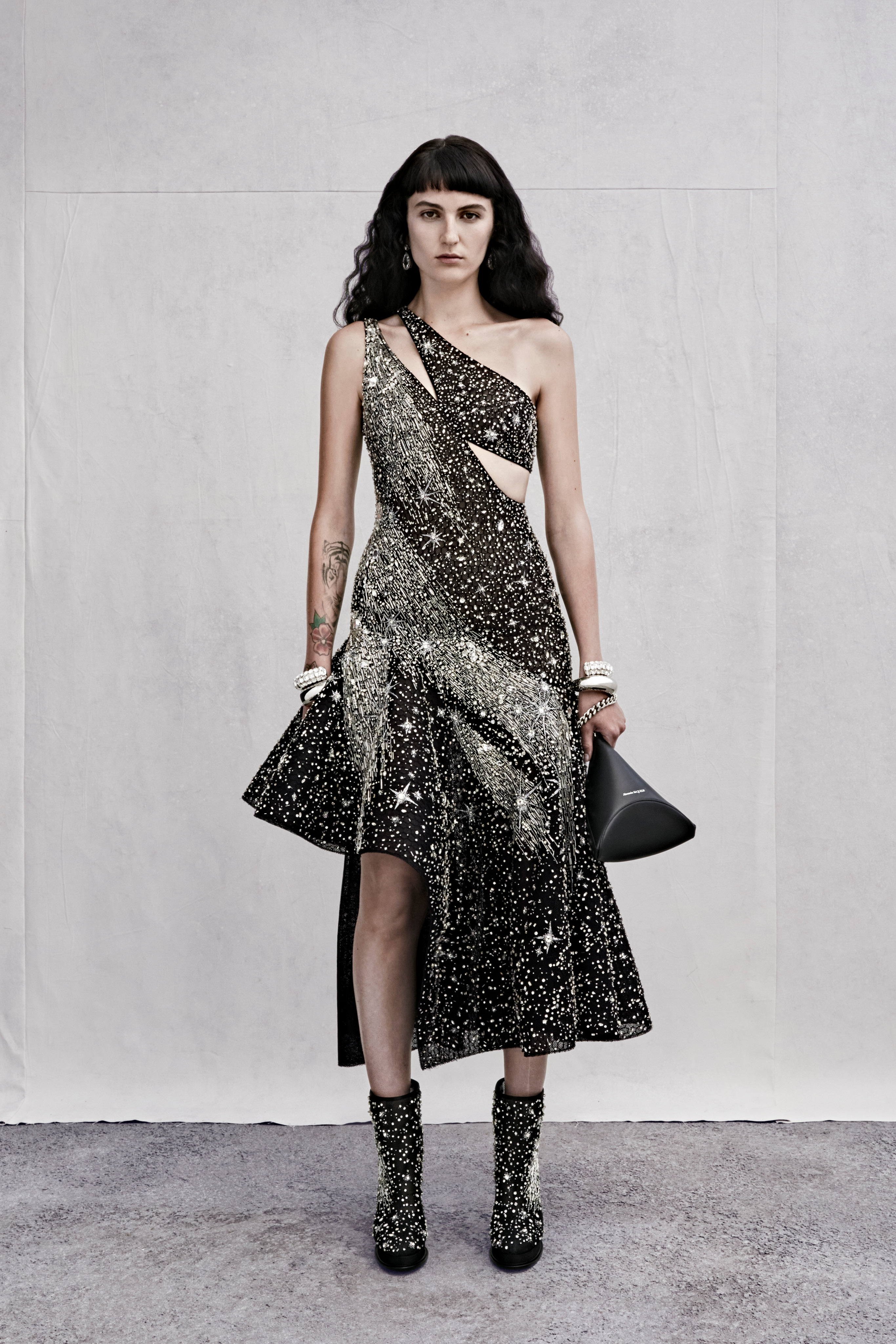 LOOK 32