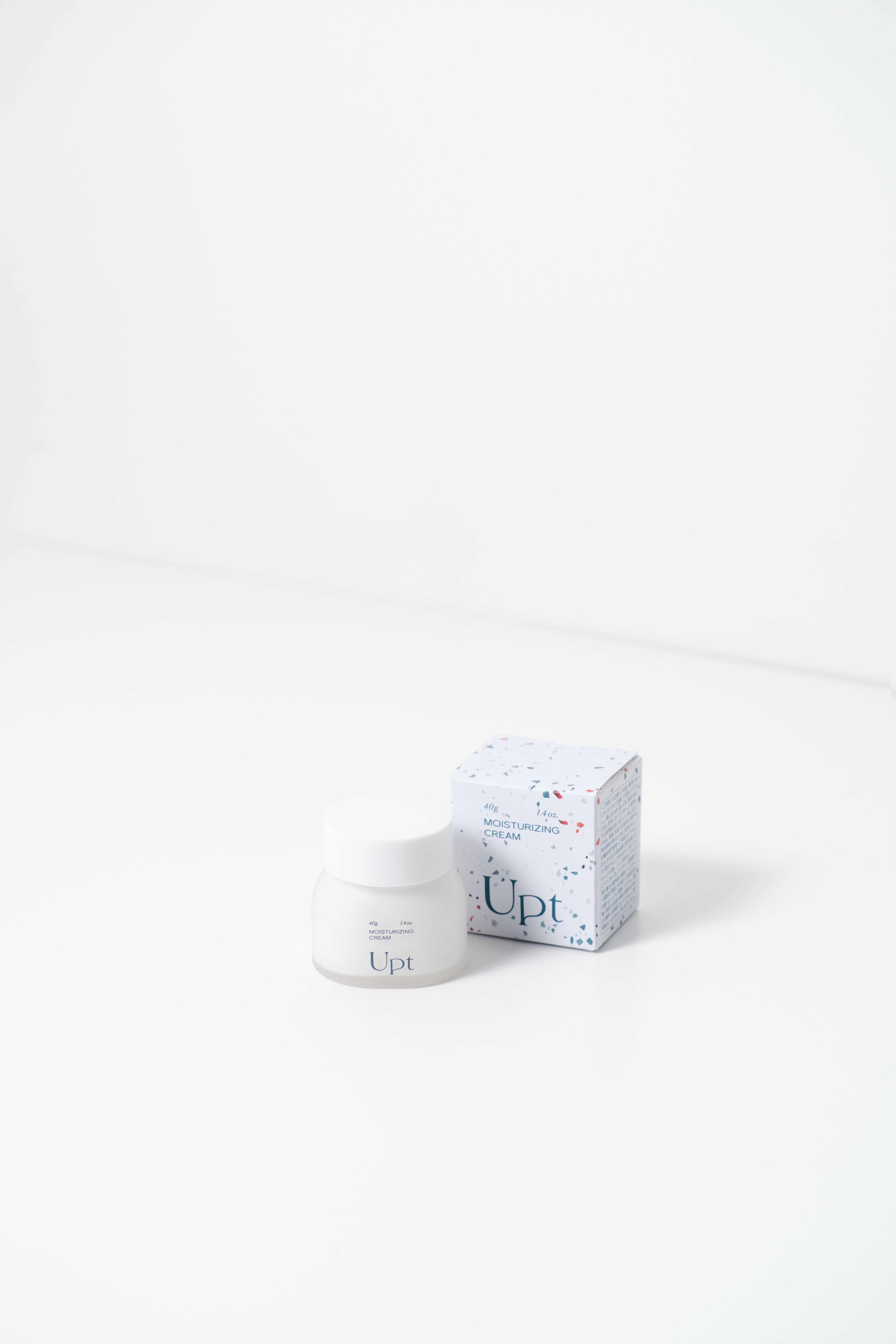 Upt MOISTURIZIN CREAM (ウプト モイスチャライジングクリーム)