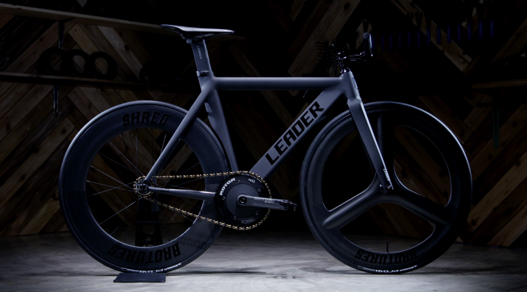 2022年9月23日より「LEADER®」のプレミアムライン「TYRANT