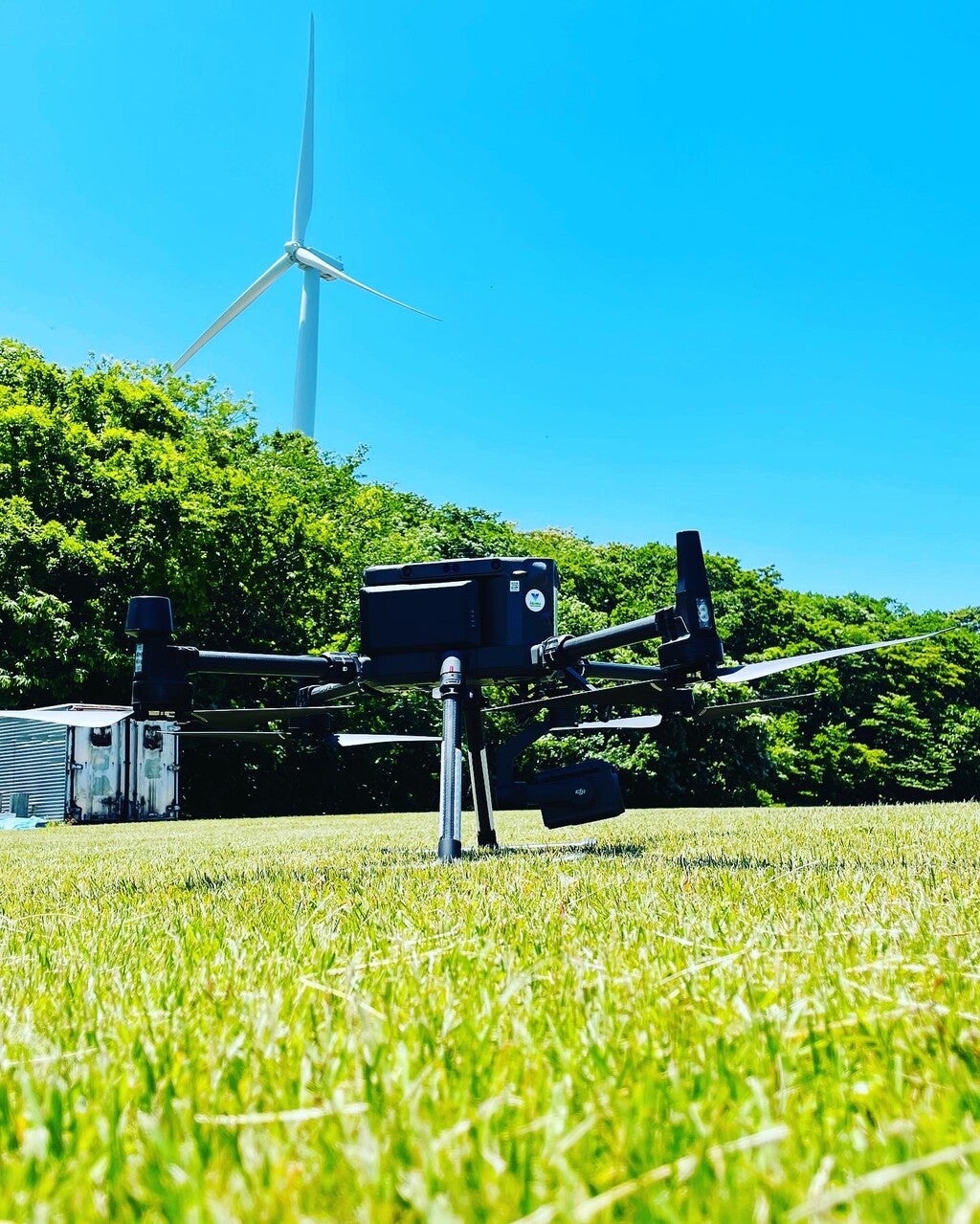 全国の小学生がドローンで撮影した映像を世界に発信！ | V-farms