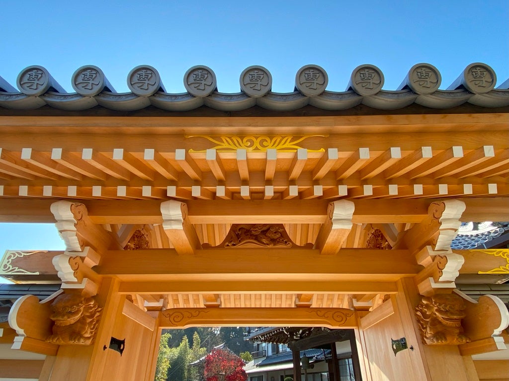 有限会社匠弘堂】子供達が憧れる「日本一の宮大工」になる