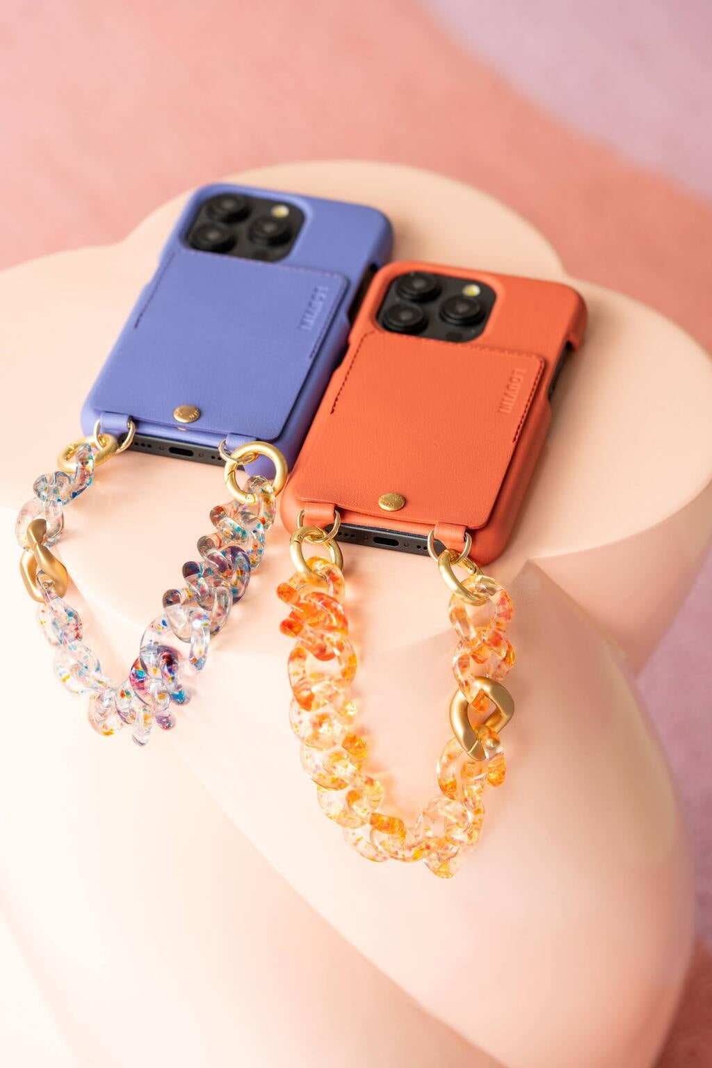 LOUVINI PARIS ルヴィニパリ　スマホチェーン ライフスタイルブランド「R deco interiors」が、パリ発のスマホ