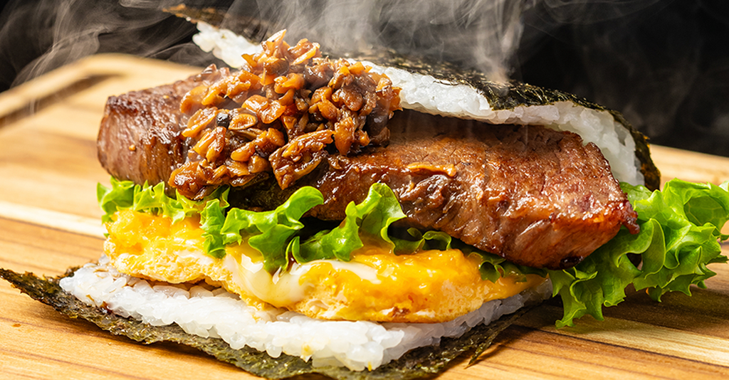 うなぎ」× 空港グルメの新スタイル！おにぎりバーガー『鰻の蒲焼き