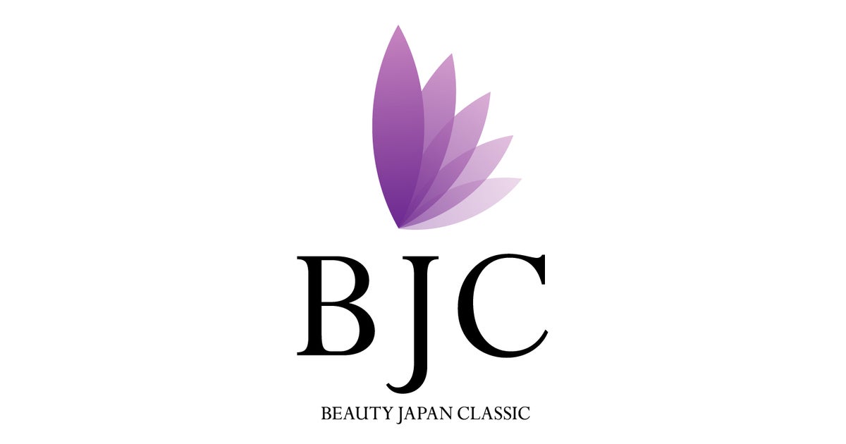 シリーズ累計販売個数500万個を突破※1した大人気ファンデも入っ シリーズ累計販売個数500万個を突破※1した大人気ファンデも入っ