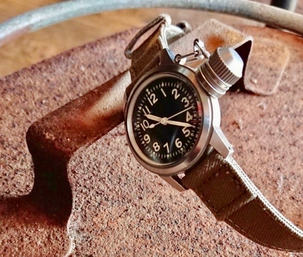 キャンペーン 名作ミリタリーウォッチ復刻シリーズM.R.M.Wの時計を購入
