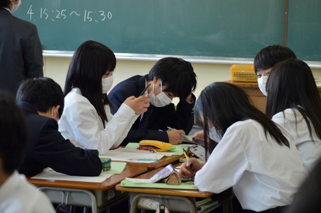 2022年度の綾瀬高校「総合的な探究の時間」開催風景