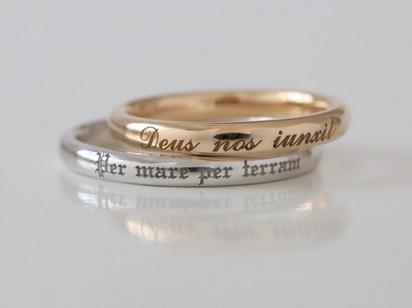 フォントによってイメージが変わるオーダーメイドでお作りする結婚指輪