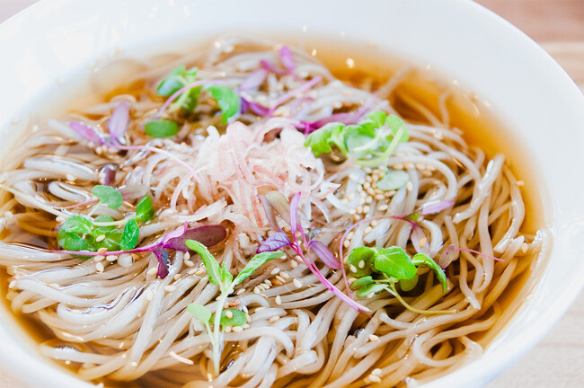 冷かけみょうがそば／伊勢翁