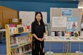 【徳島県立図書館】直木賞作家・森絵都氏の最新刊『デモクラシーのいろは』執筆時の参考資料241冊を受贈。