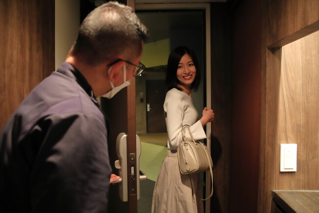 六本木/麻布の人気美容鍼灸サロン SALON K. はお客様にリラックスした体験をご提供いたします 六本木/麻布の人気美容鍼灸サロン SALON K. はお客様にリラックスした体験をご提供いたします