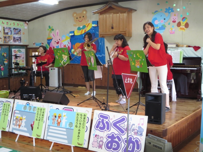 JAF交通安全ドレミぐるーぷ　公演風景