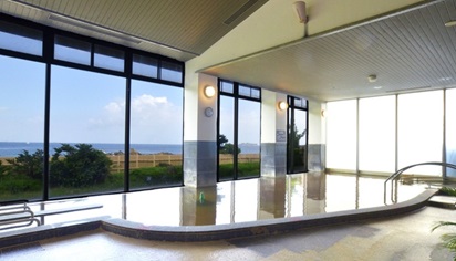 軍艦島が一望できる温泉施設