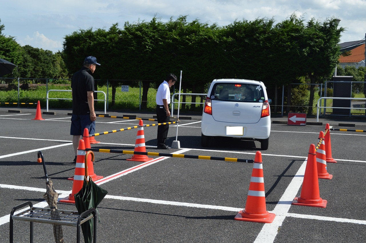 Jaf栃木 ここがポイント 車庫入れ 縦列駐車 お教えします 一般社団法人 日本自動車連盟 Jaf 地方 のプレスリリース