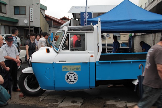 青森 往年の名車 旧車が勢揃い クラシックカーイベントにｊａｆカラーの旧車も 一般社団法人 日本自動車連盟 Jaf 地方 のプレスリリース