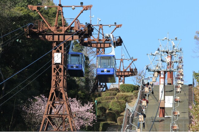 松山城山ロープウェイ・リフト　画像提供：松山市