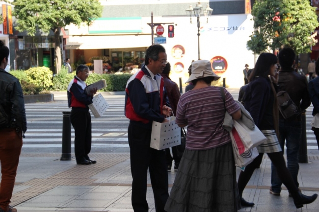 昨年度の街頭活動の様子（宮城県仙台市）