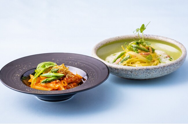 右:春豆とベーコンのスパゲッティーニ 春豆のスープ仕立て 左:大阪産しらすと春野菜のポモドーロ ペンネ 右:春豆とベーコンのスパゲッティーニ 春豆のスープ仕立て 左:大阪産しらすと春野菜のポモドーロ ペンネ