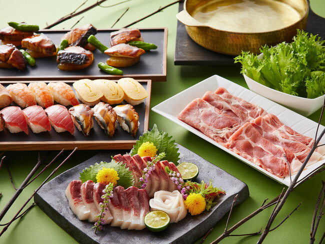 にぎり寿司や豚のしゃぶしゃぶ、すだち鰤のお造りなど和食も揃う。