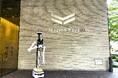 ヤンマーホールディングス株式会社本社ビル「YANMAR FLYING-Y BUILDING」にアバター警備ロボット「ugoユーゴー® TSシリーズ」導入