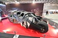 東京コミックコンベンションとのコラボレーションにより、映画バットマンに登場したバットモービル・タンブラーがFUEL FEST JAPAN 2024にやってきます！！タンブラーがサーキットを走ります。