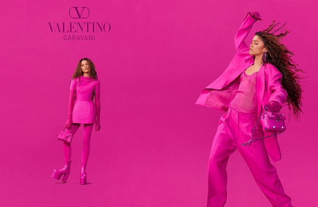ヴァレンティノ 女優のゼンデイヤとf1レーサーのルイス ハミルトンを起用した広告キャンペーンを公開 ヴァレンティノ ジャパン 株式会社のプレスリリース