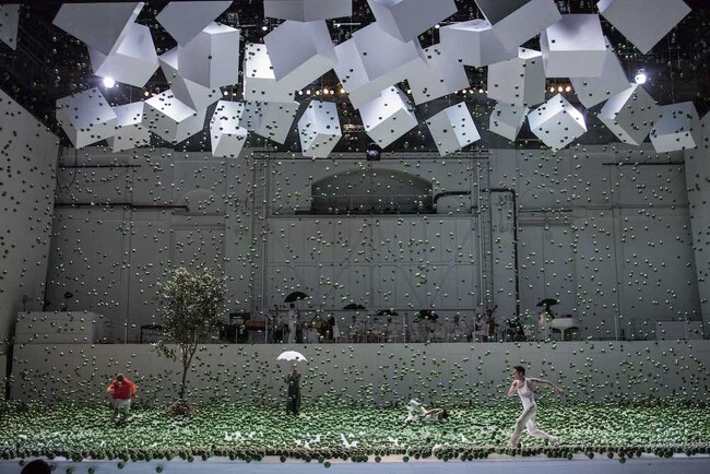 vC@@(C)️ Ann Ray OnP