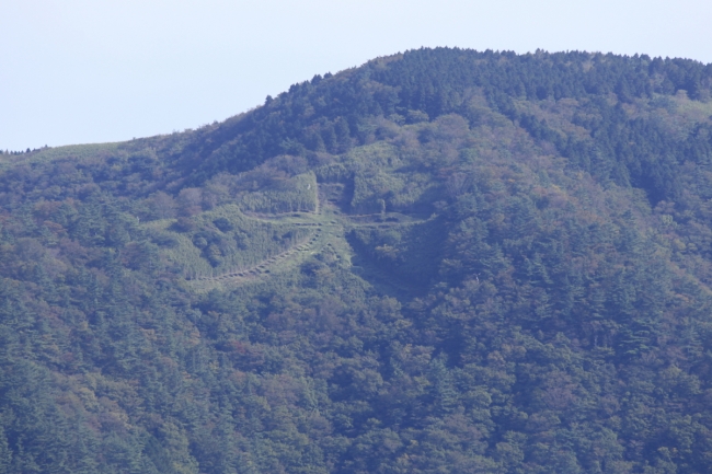 箱根のシンボル大文字山も