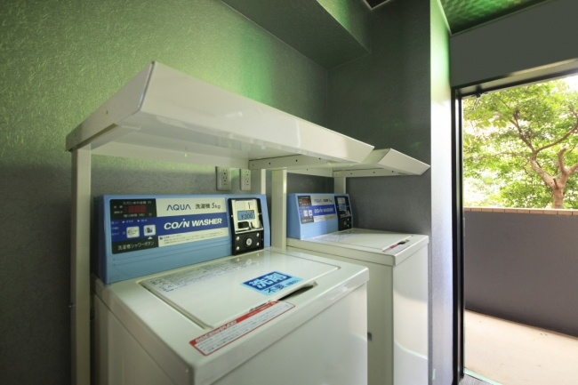 館内にはコインランドリーも