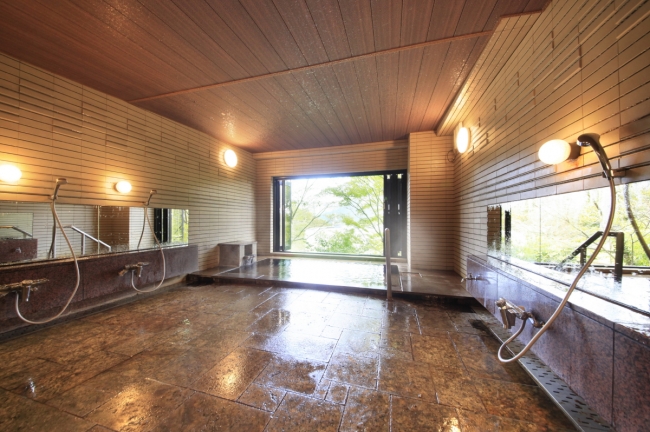 開放感のある大浴場