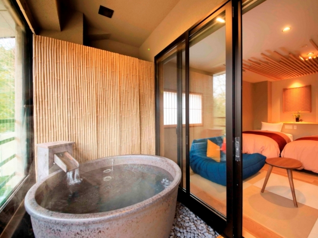 別館の客室は、全室温泉半露天風呂付