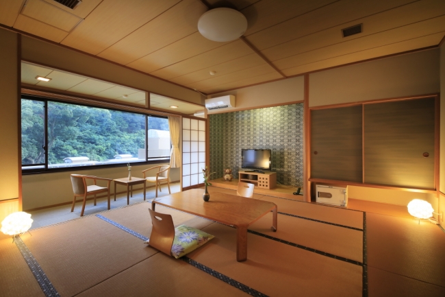 広々とした和室