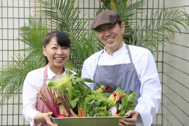 笑顔が素敵なシェフ夫妻