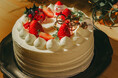 栃木・日光湯元温泉の旅館が人気ケーキ店とクリスマスコラボ! ケーキ付特別プラン販売開始|2024年12月21日~25日限定