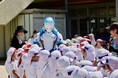 薬剤戦師オーガマンの「やくいくプロジェクト」活動報告。3年間で合計240の保育園訪問、26,327人の園児に今の〝薬育″を啓発!